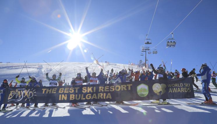 банско - Зимният сезон в Банско тръгна с шампиони, слънце и сняг под връх Тодорка