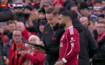 Под бурните овации на феновете: Салах се завърна за Ливърпул