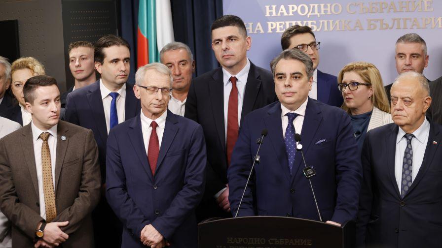 <p>ПП-ДБ няма да предлага правителство, иска машинно гласуване</p>