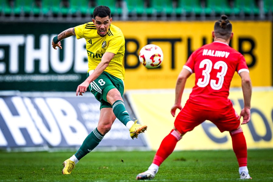 Добруджа Ботев Враца1