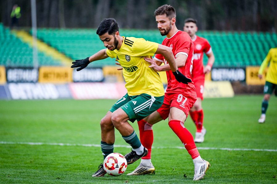 Добруджа Ботев Враца1