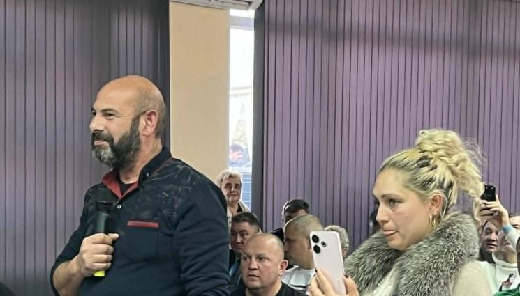 Роднините на бай Рибан