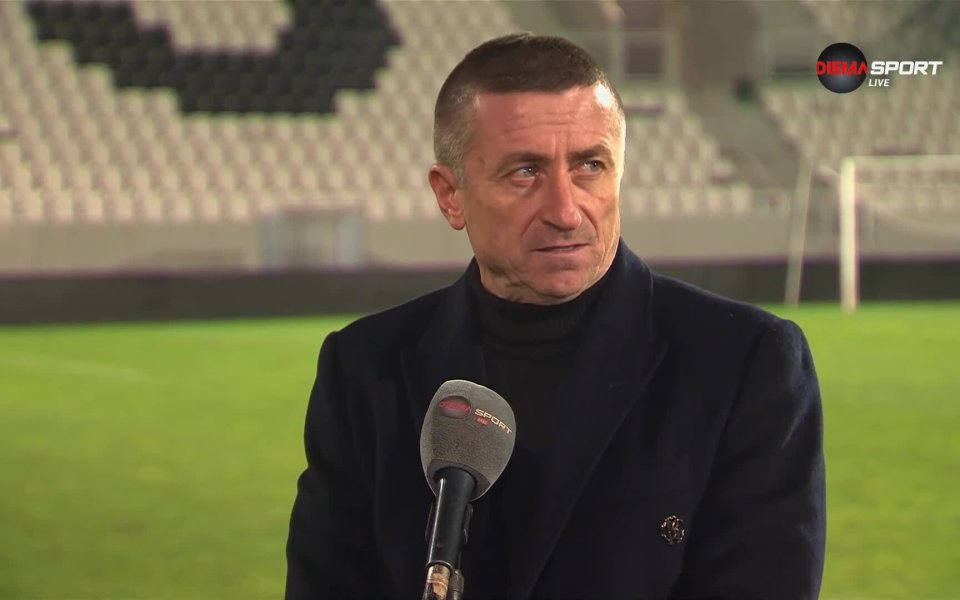 Нанков: Мачът свърши бързо заради глупостите ни, искам да направя много промени