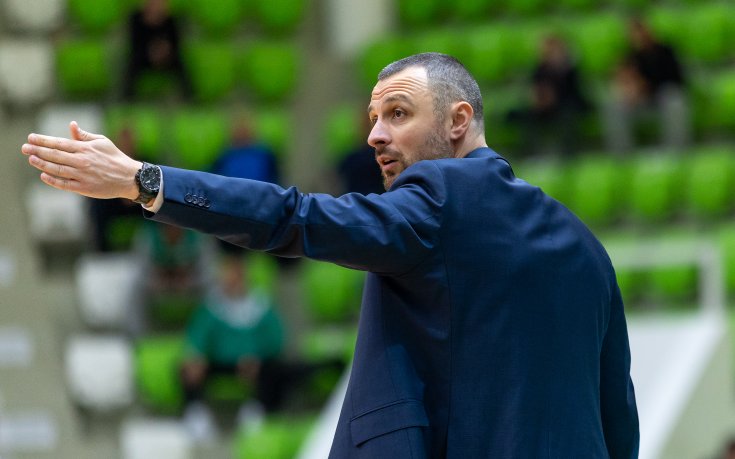 Наш клуб обяви раздяла с треньора си