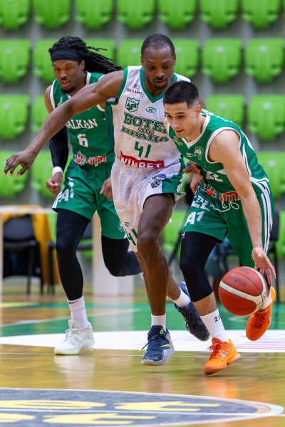 БК Ботев Враца БК Балкан Ботевград1