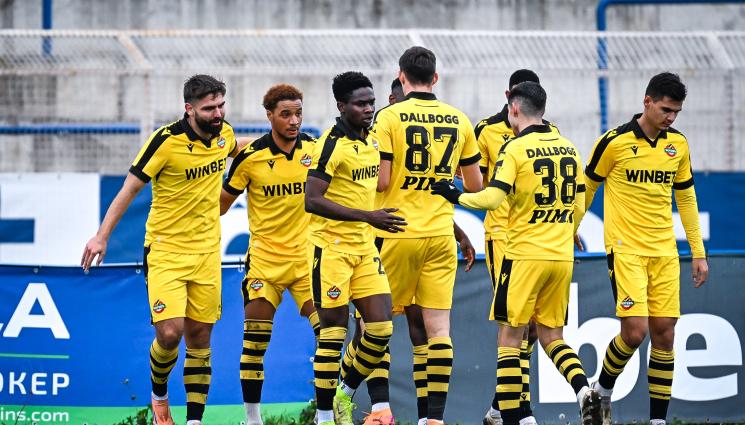 Футбол - Дълговете на Ботев Пд паднали под 5 милиона