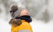 Първият сняг е красив, но крие рискове за здравето на децата