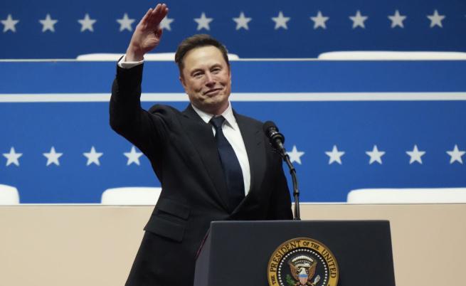 Защо Мъск заплашва да купи Ryanair