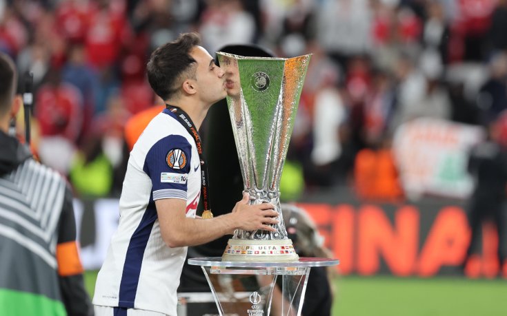 Официално: бивш защитник на Реал и Ман Юнайтед стана съотборник на Меси