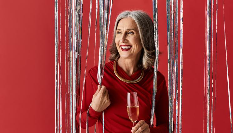 Нова година - За да имаме пари и късмет: Посрещаме в пурпур и злато Годината на Червения огнен кон!