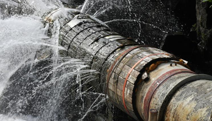 спукана тръба