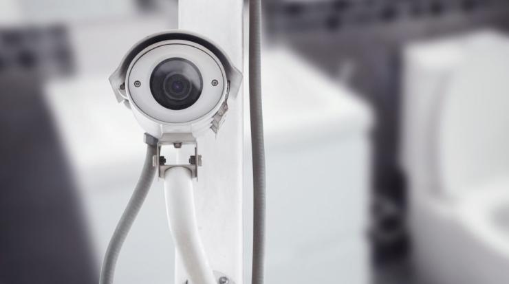 камера тоалетна