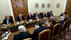 Президентът Румен Радев посредщна представители на парламентарната група на БСП Обединена