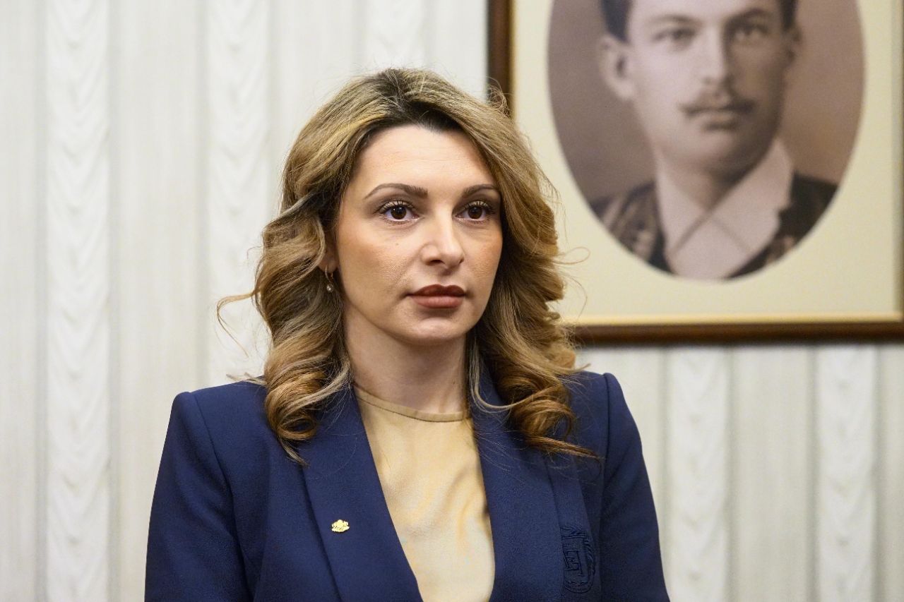 "Има такъв народ" на консултации при президента Радев.