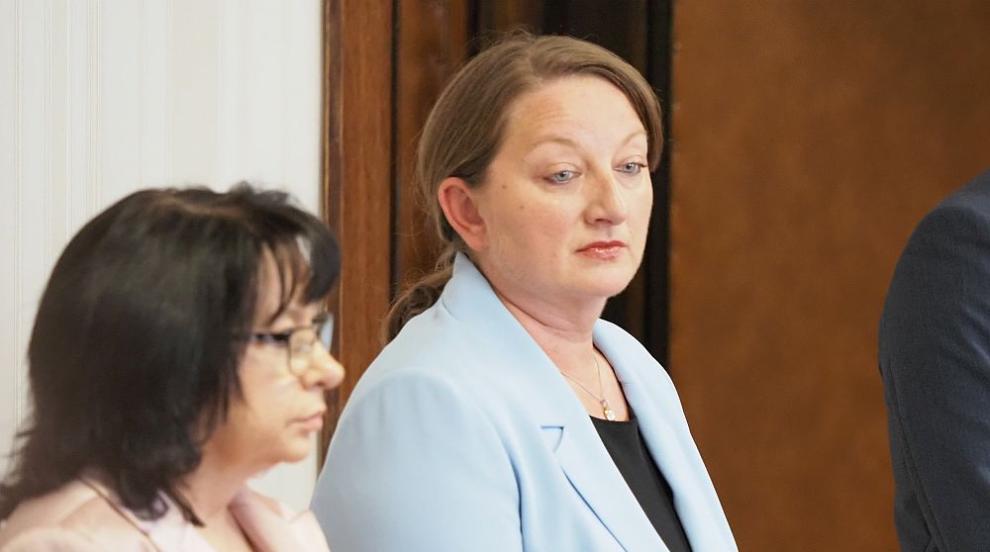 Сачева: Пенсиите могат да скочат до 760 евро