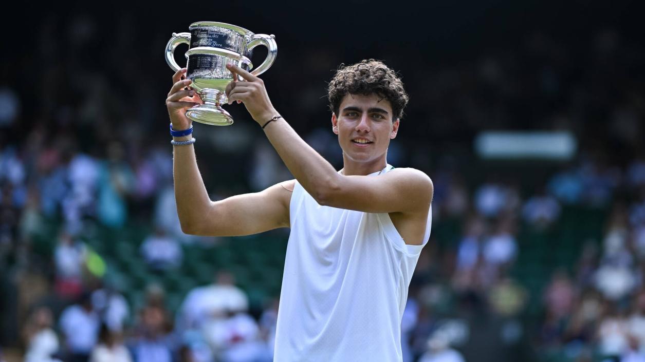 Иван Иванов - първият българин световен шампион по тенис