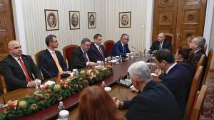 Президентът Румен Радев продължава консултациите с представители на парламентарната група