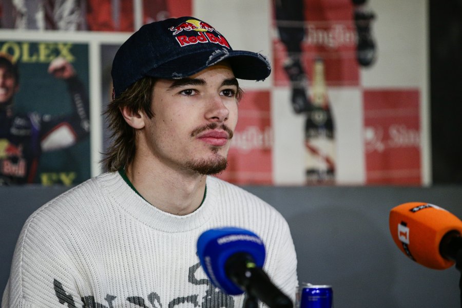 Никола Цолов1