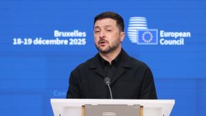 Не мисля че трябва да приемем поправки в украинската конституция