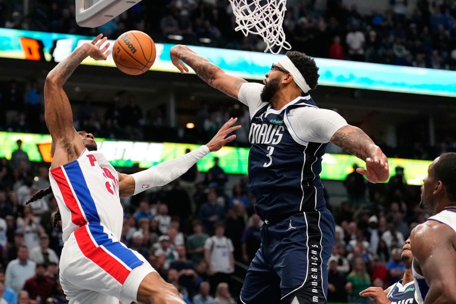 Далас Маверикс Детройт Пистънс1