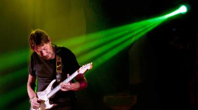 Chris Rea: „Driving Home For Christmas“ е едновременно фрустрираща и утешителна песен