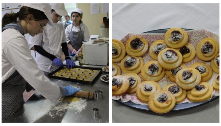 е - Пекат сладките на внучката на баба Тонка!