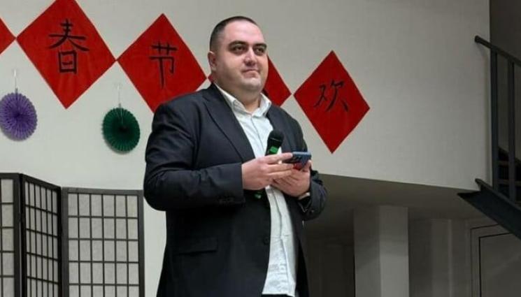 директор - Съдът отсече! Пуснаха директора на 138-о училище с камерите в тоалетните под гаранция!