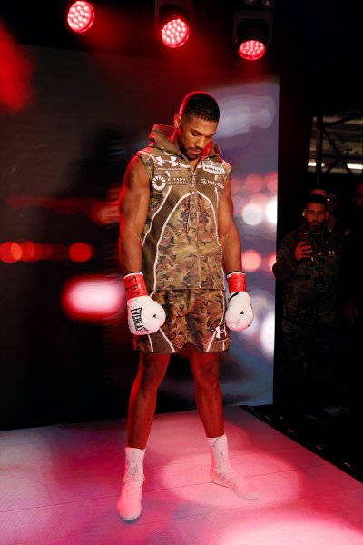 Джейк Пол срещу Антъни Джошуа в Маями1