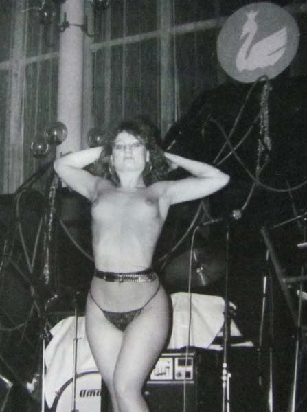 Мис Валенти