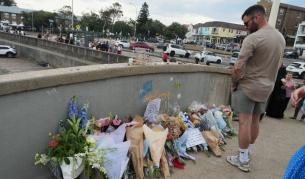 Австралия почита жертвите от атаката в Сидни