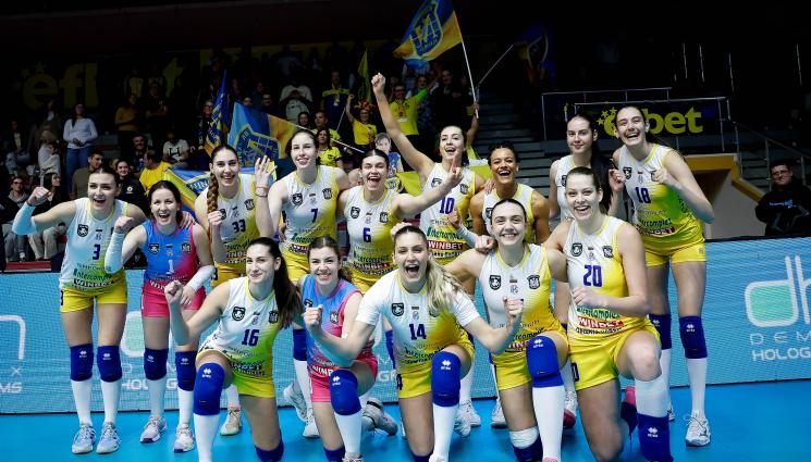 волейбол - Марица изкъпа лошо Левски на финала за Купата на България