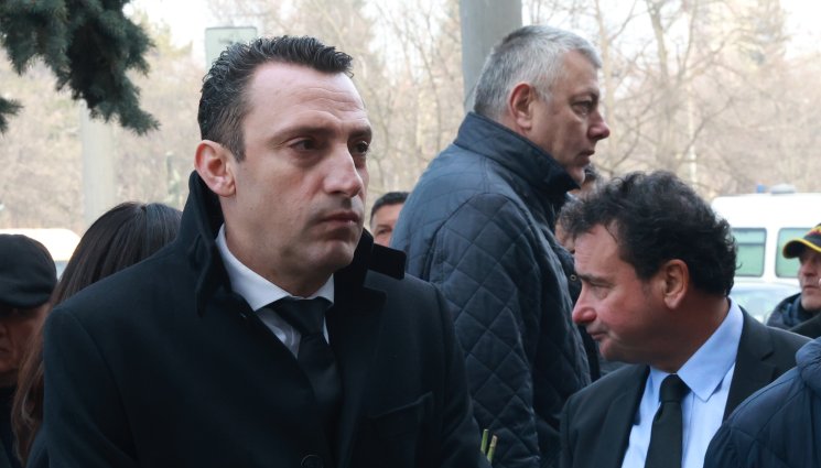 иван пешев - България се сбогува с великия Боян Радев! 