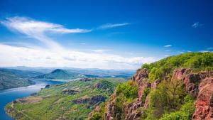 юмрук скала Кърджали