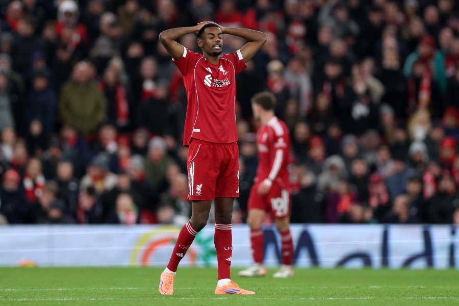 Александър Исак1