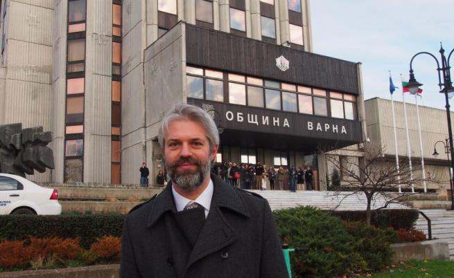 ОИК - Варна не събра кворум за заседанието по отстраняването на Благомир Коцев от длъжност