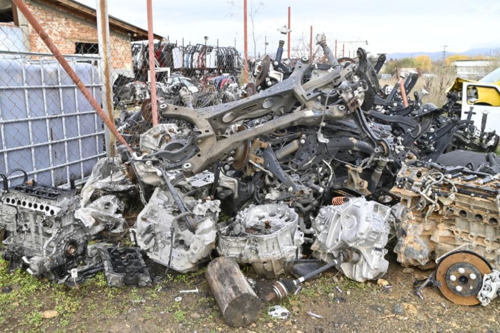 коли части автоморга крадени