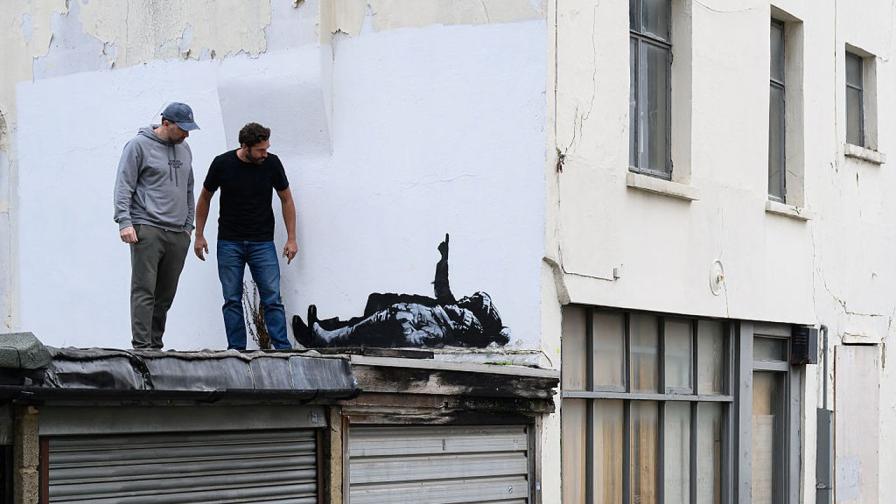 Банкси потвърди нов стенопис в Западен Лондон