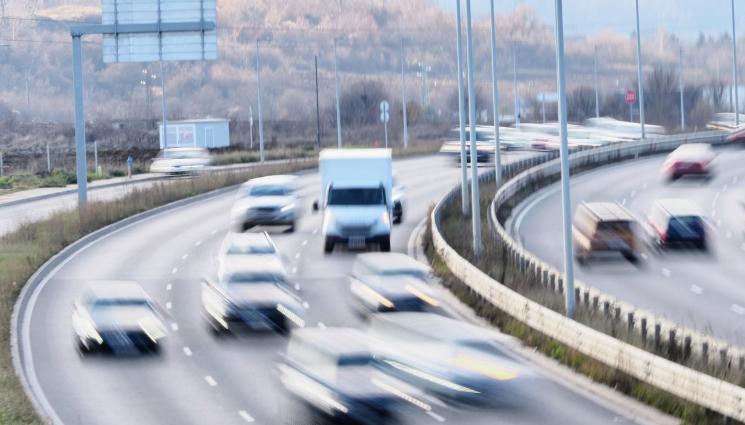 трафик - ЗА КОЛЕДНИТЕ ПРАЗНИЦИ: Столичани бягат с по 6000 коли на час!