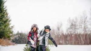 елха деца сняг