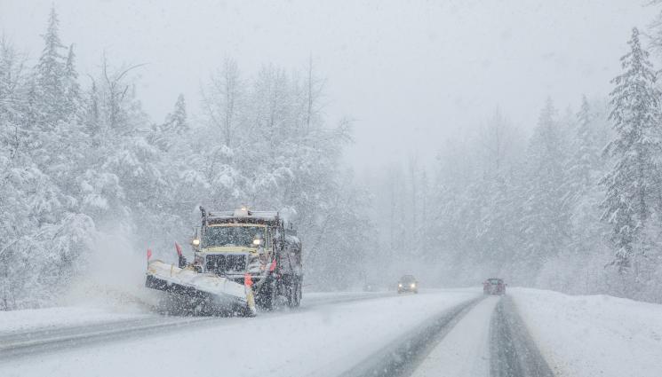 зима сняг снегорин