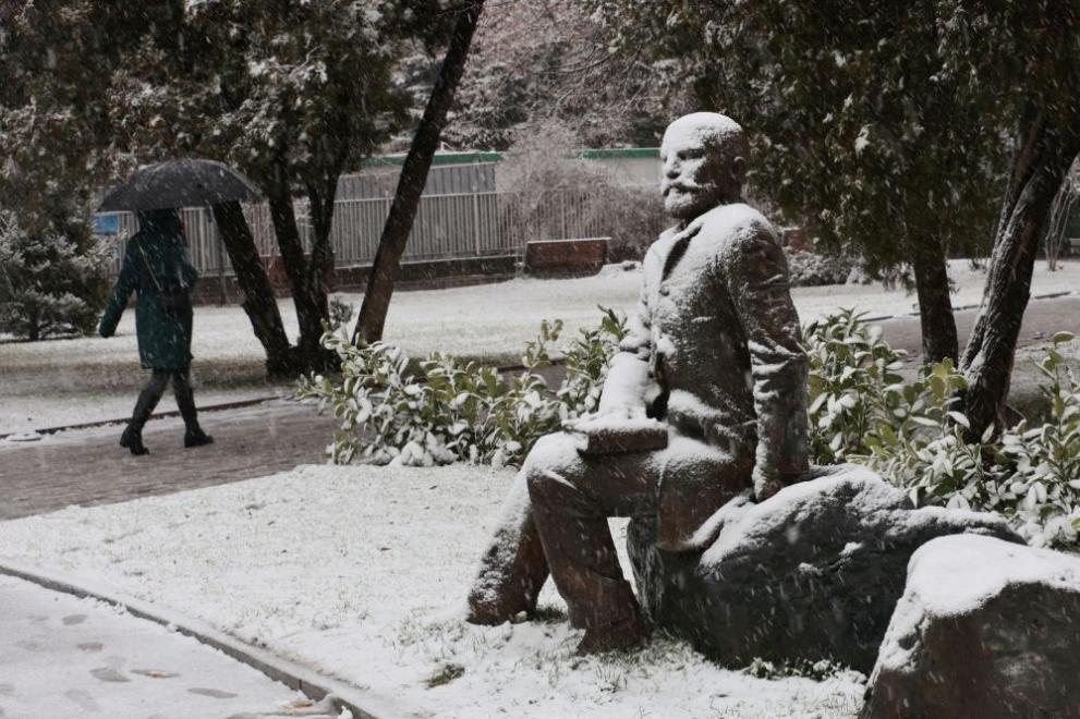 През нощта над по-голямата част от страната облачността ще е