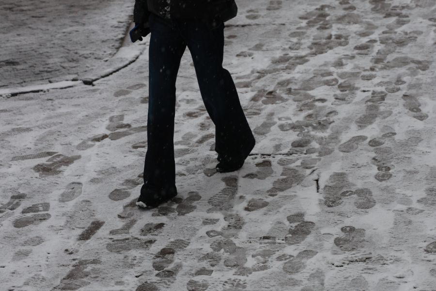 <p>Коледен сняг покри части от България - гледки от празничния ден</p>