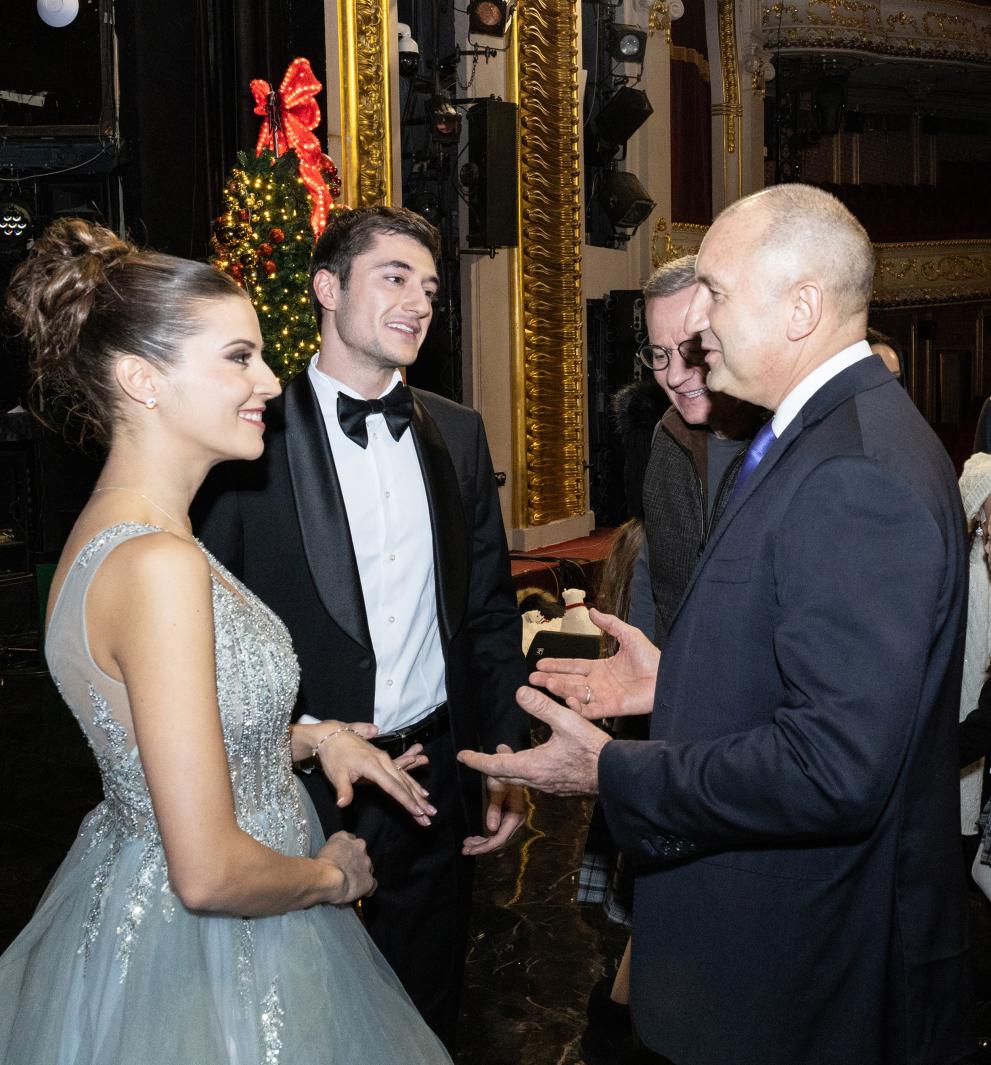  българската коледа 