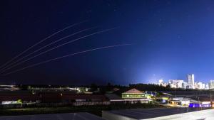 Тайландските военни откриват артилерийски огън към Камбоджа