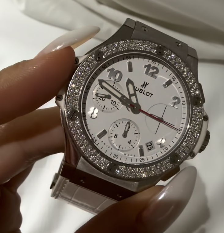 Луксозният часовник