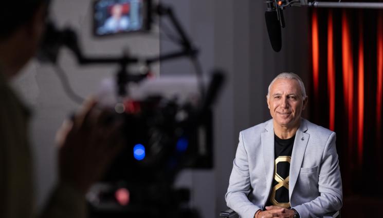 qw - Над 250 искат да играят Стоичков!