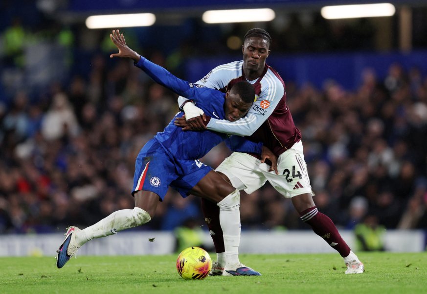 Челси Астън Вила1