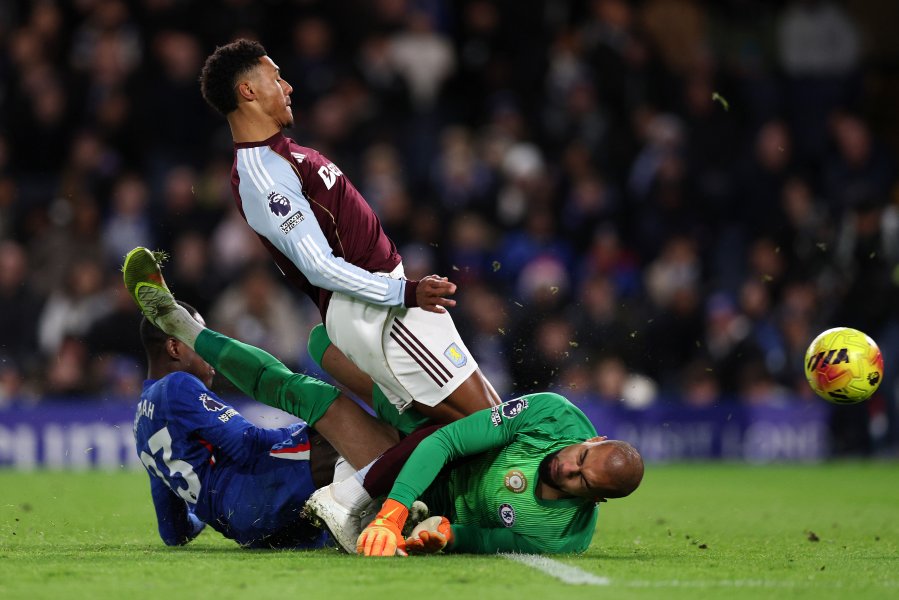 Челси Астън Вила1