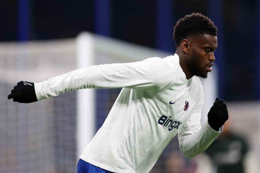 Челси Астън Вила1