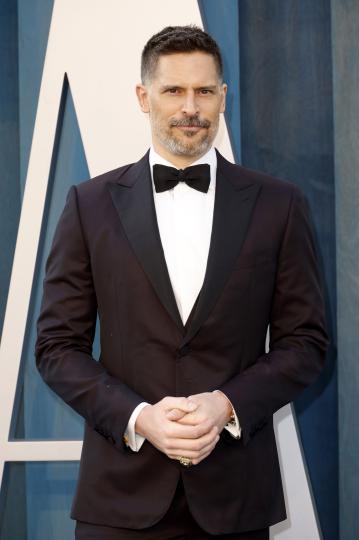 Секссимволът с чувствително сърце: Любопитни факти за Джо Манганиело (СНИМКИ) - снимка 3